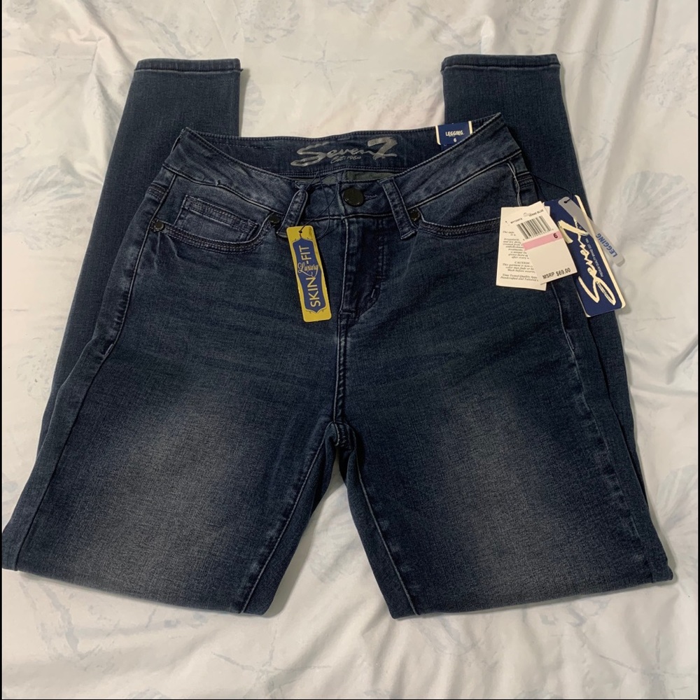 NWT Seven Skinny Jeans leggings style